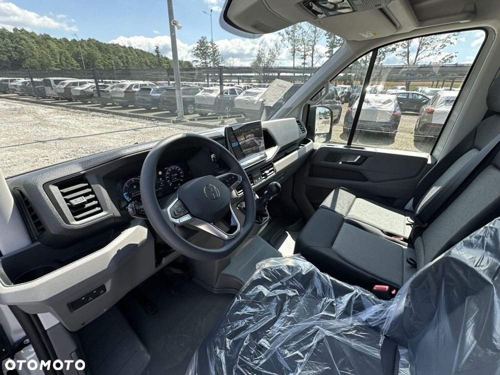 Volkswagen Crafter 35 furgon wysoki dach, 2,0 TDI 177KM, przedni, 6-bieg manualna 3640 mm, Euro 6 - 10