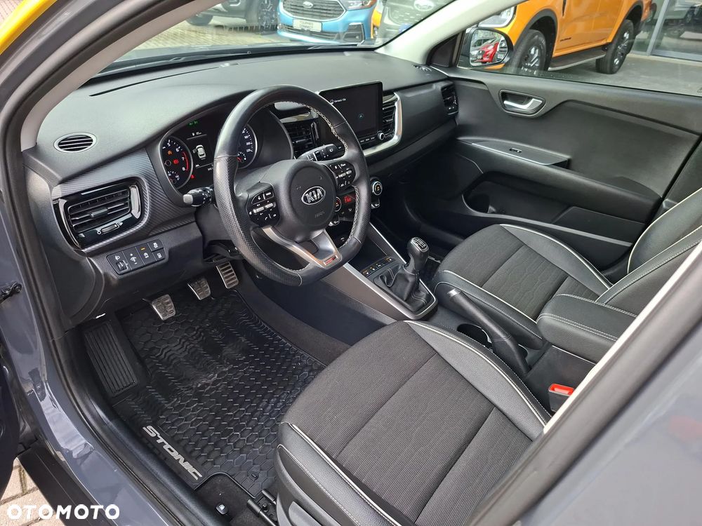 Kia Stonic 1.0 T-GDI GT Line - 16