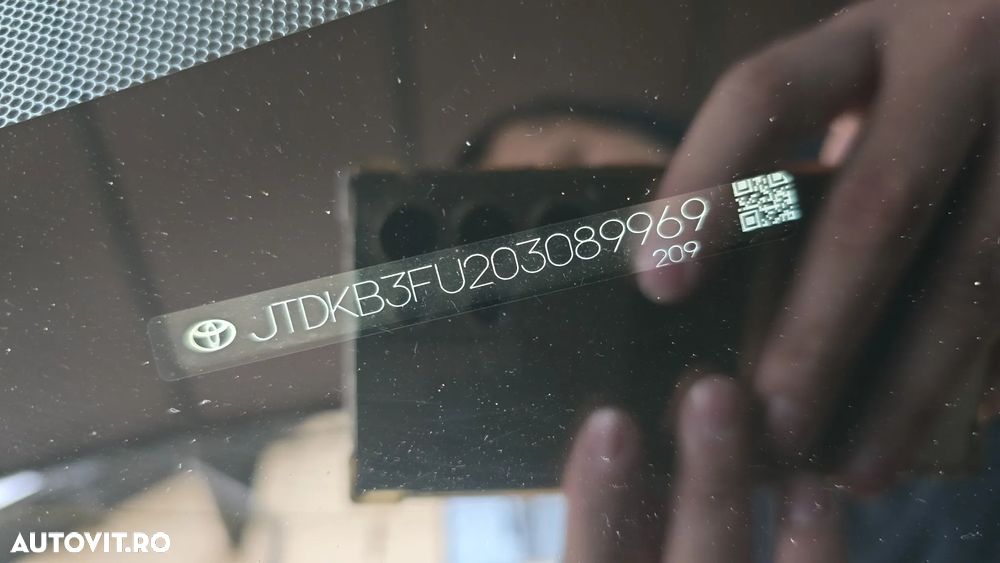 Toyota Prius Hybrid Comfort - 8