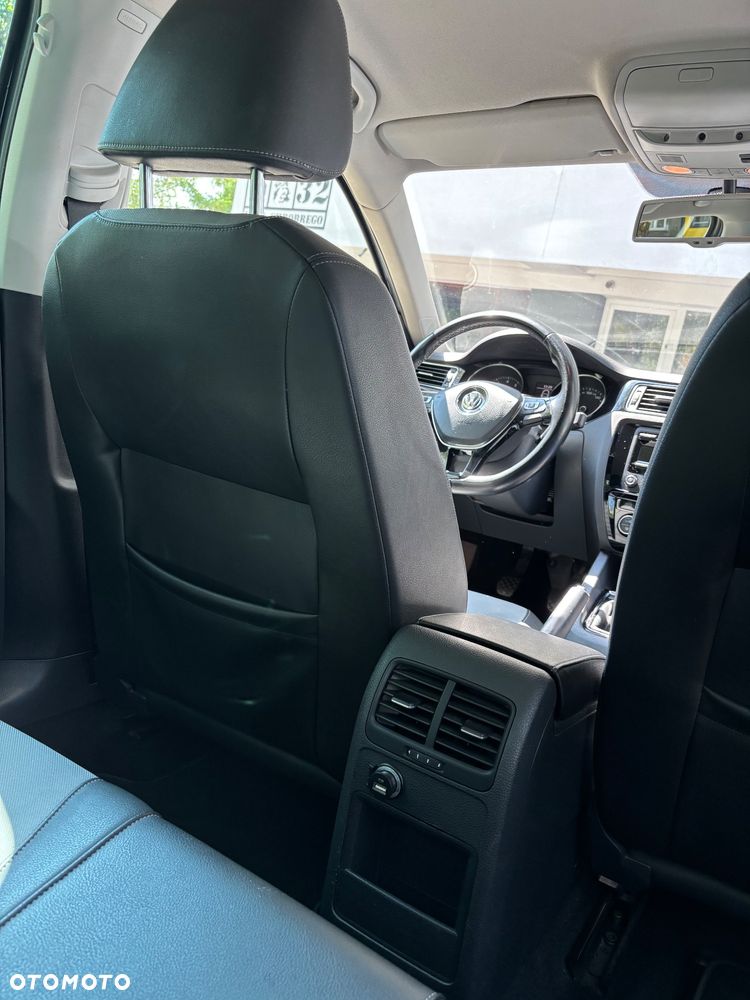 Volkswagen Jetta 1.4 TSI BMT Highline - 11