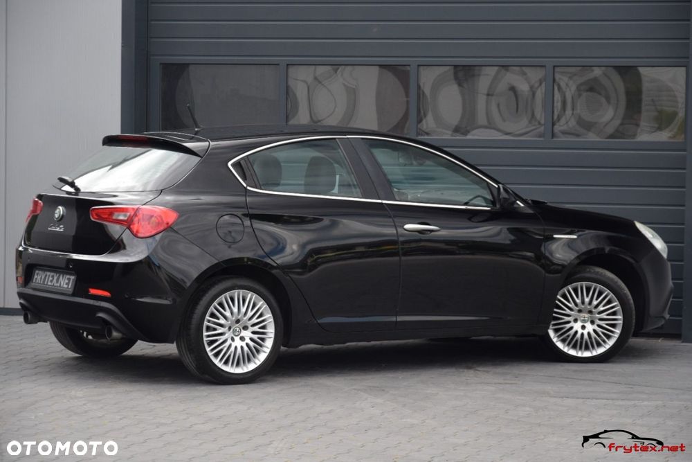 Alfa Romeo Giulietta - 12