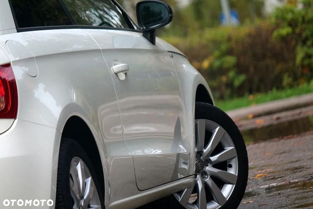 Audi A1 1.2 TFSI S line edition - 25