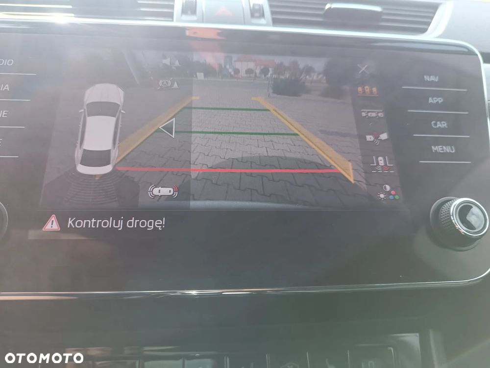 Skoda Superb 2.0 TDI 4x4 DSG Sportline - 21