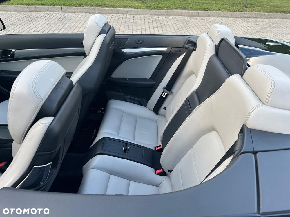 Mercedes-Benz Klasa E 350 CDI BlueEff - 15