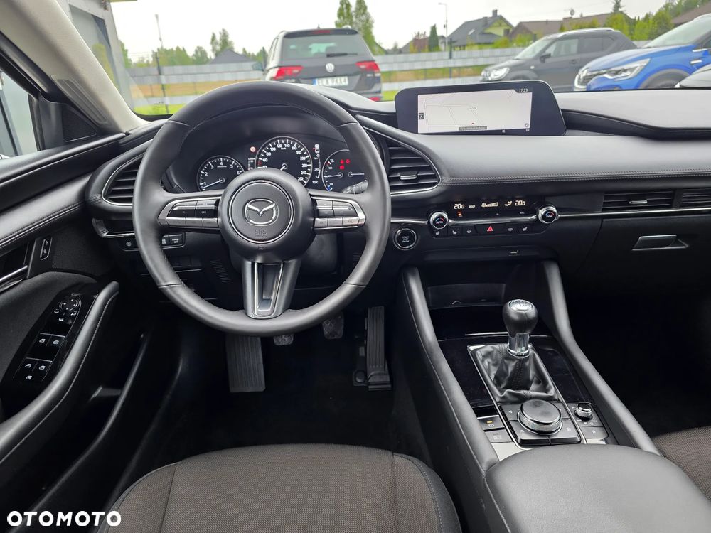 Mazda 3 SKYACTIV-X 2.0 M-Hybrid - 24