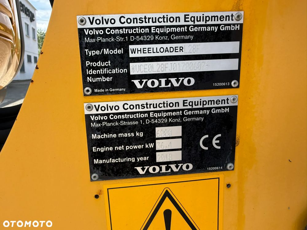 Volvo L 28 F - 10