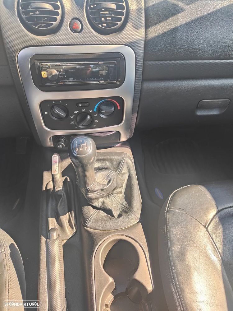 Jeep Cherokee - 8