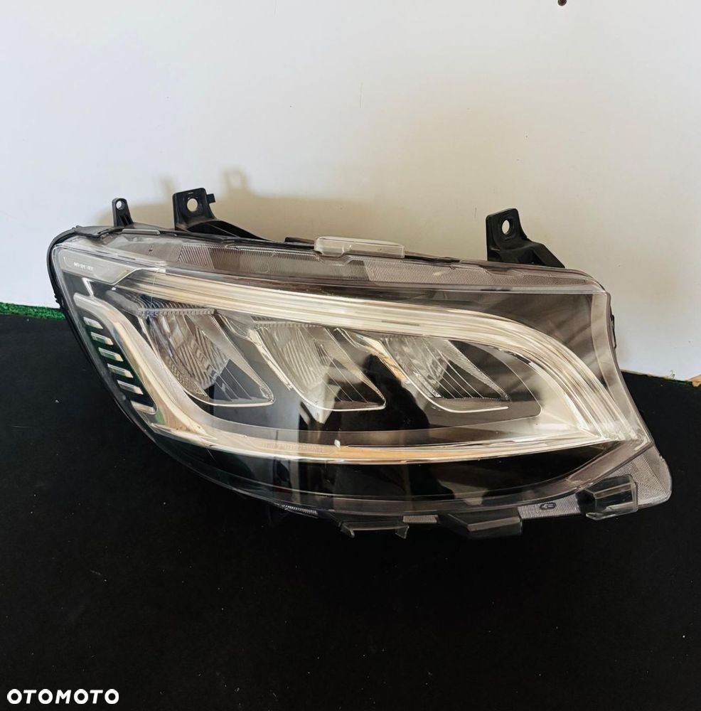 LAMPA PRAWA REFLERTOR PRAWY MERCEDES W910 SPRINTER FULL LED ORYGINAŁ EU - 1