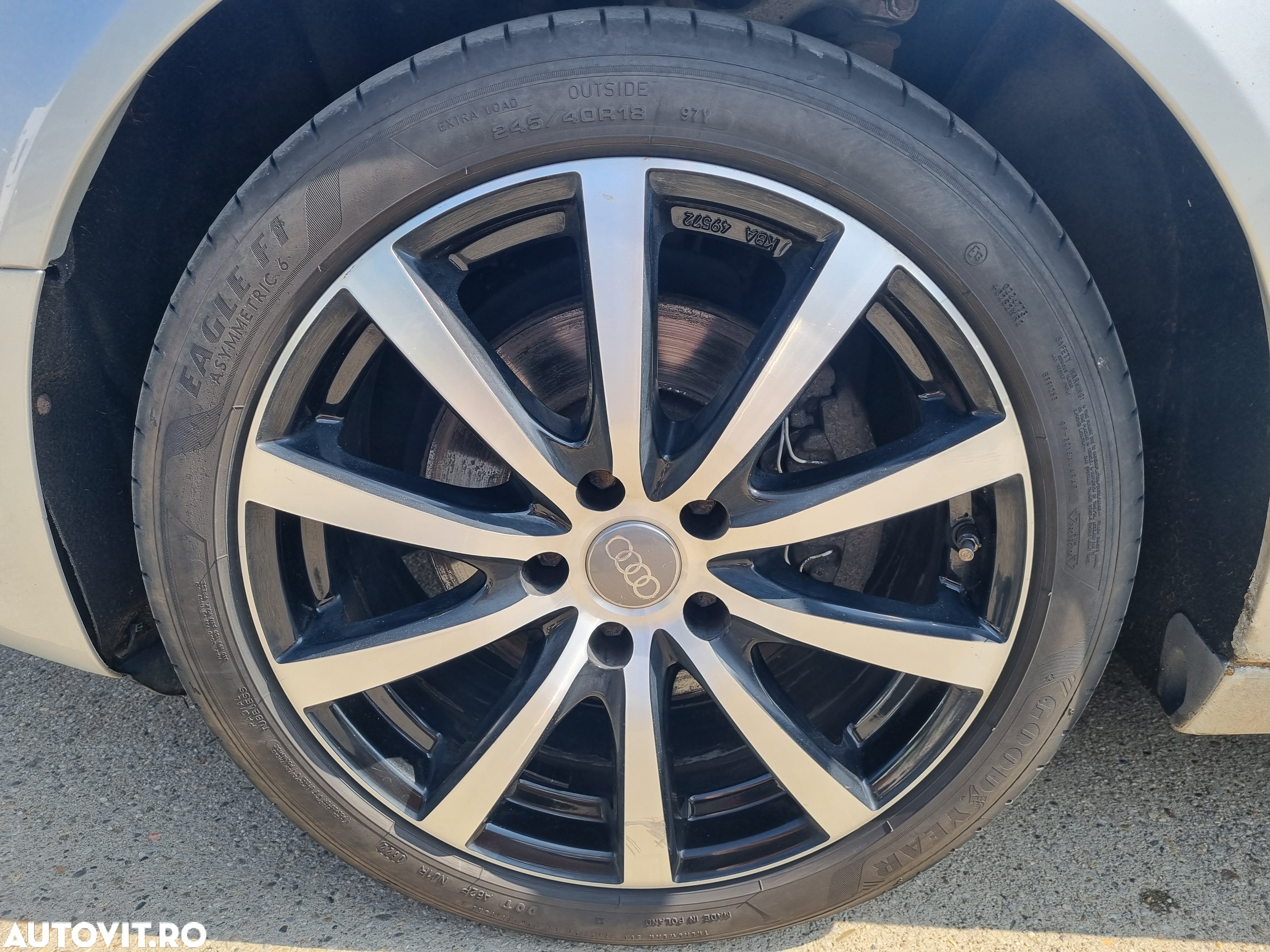 Audi A6 2.0 TDI DPF Avant - 26