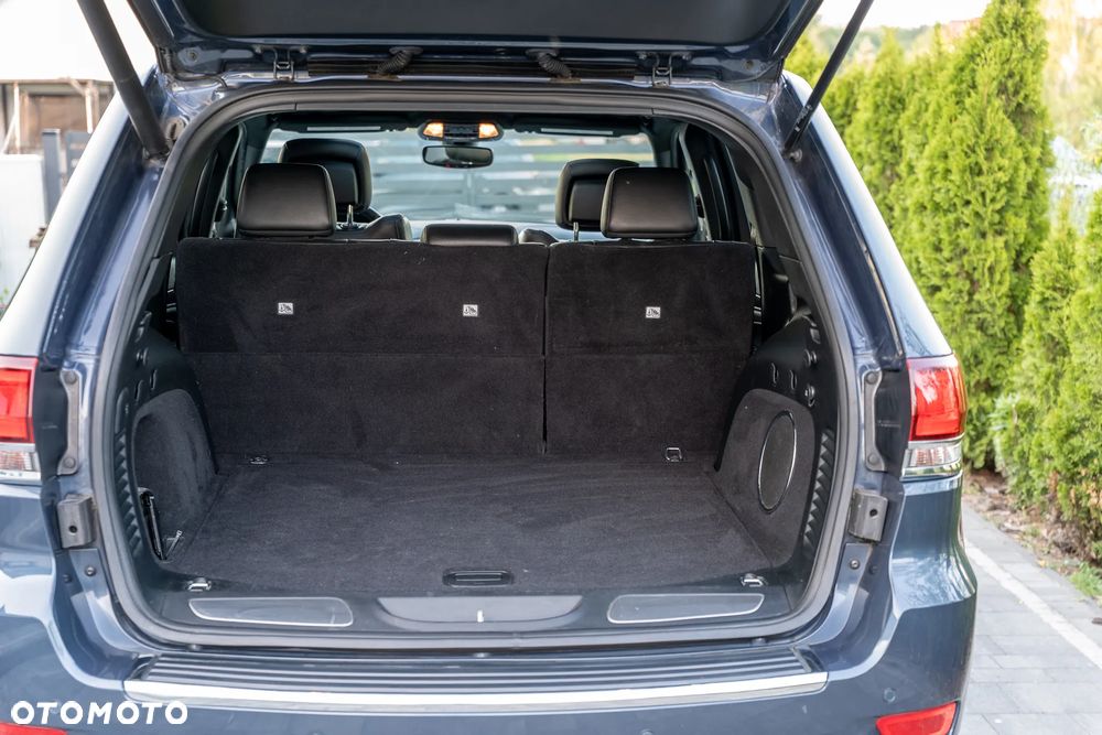 Jeep Grand Cherokee - 8