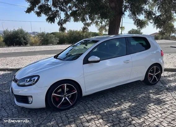VW Golf 2.0 GTI DSG - 2