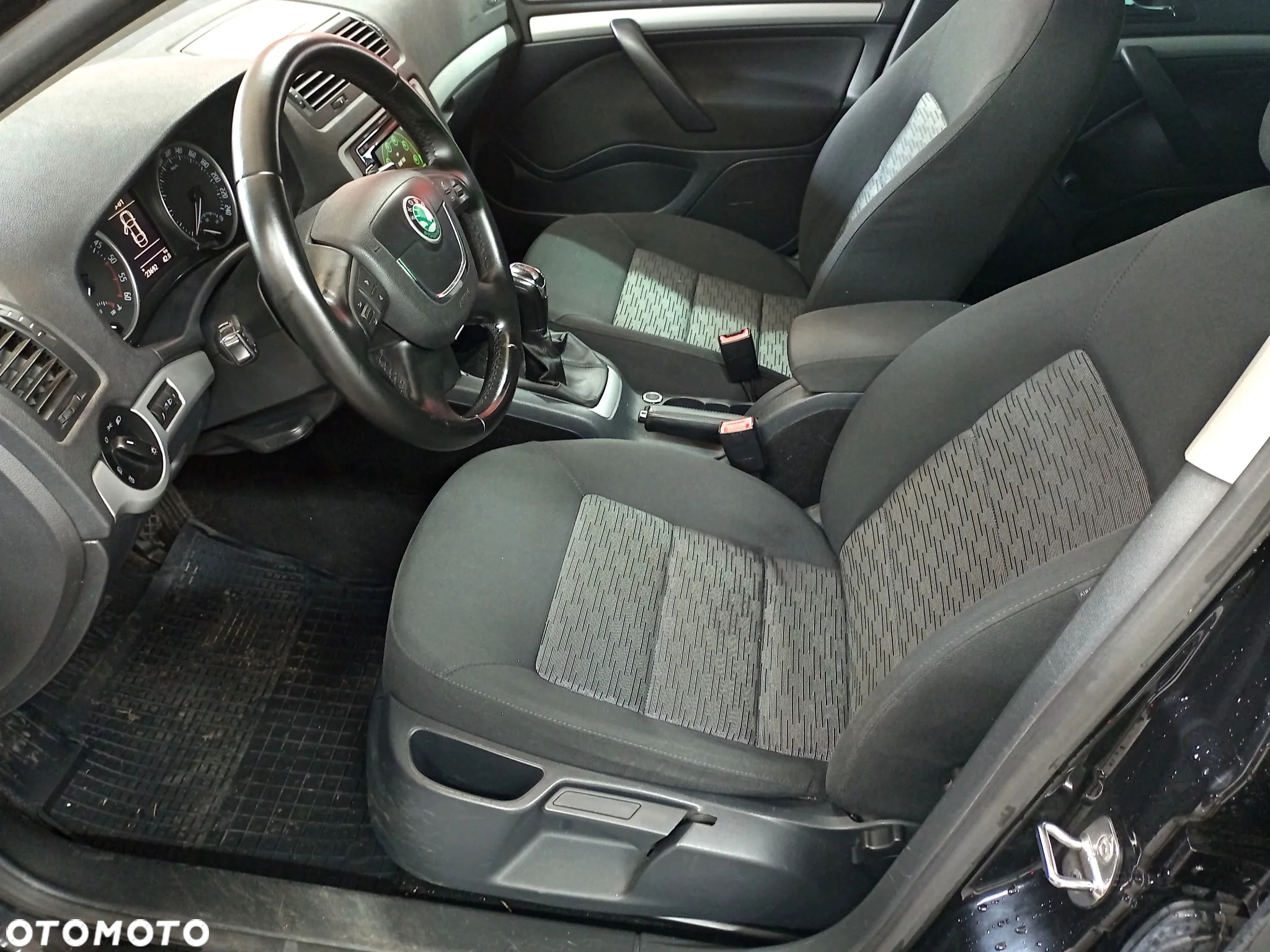 Skoda Octavia 1.6 TDI Ambition - 12