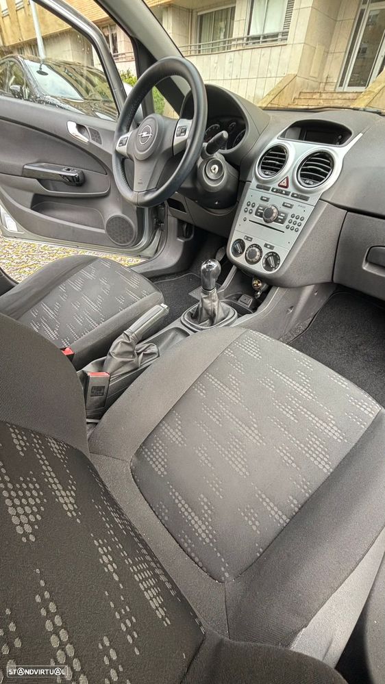 Opel Corsa 1.2 Enjoy S/S - 23