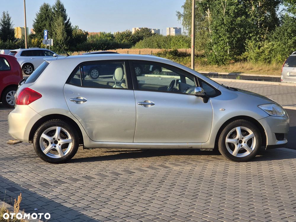 Toyota Auris 1.6 VVT-i Prestige MM - 14