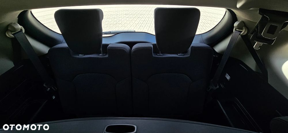 Kia Carens 1.7 CRDi Edition 7 - 16