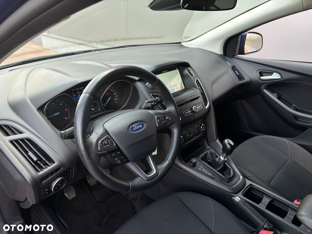 Ford Focus 1.5 TDCi SYNC Edition ASS - 17