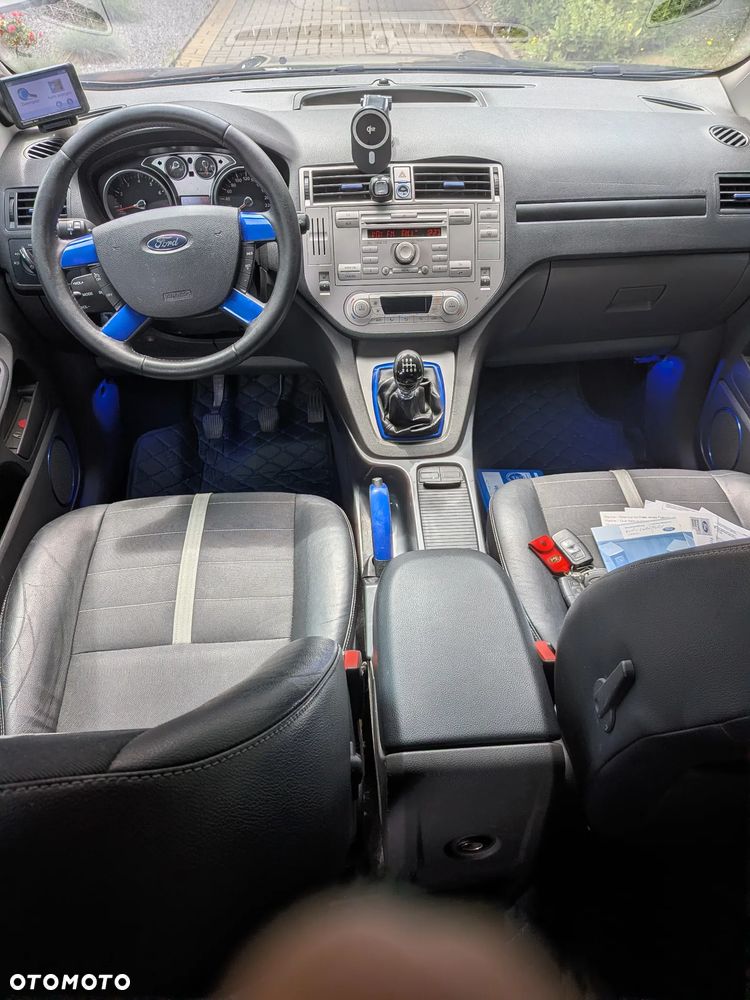 Ford Kuga 2.5 4x4 Individual - 11