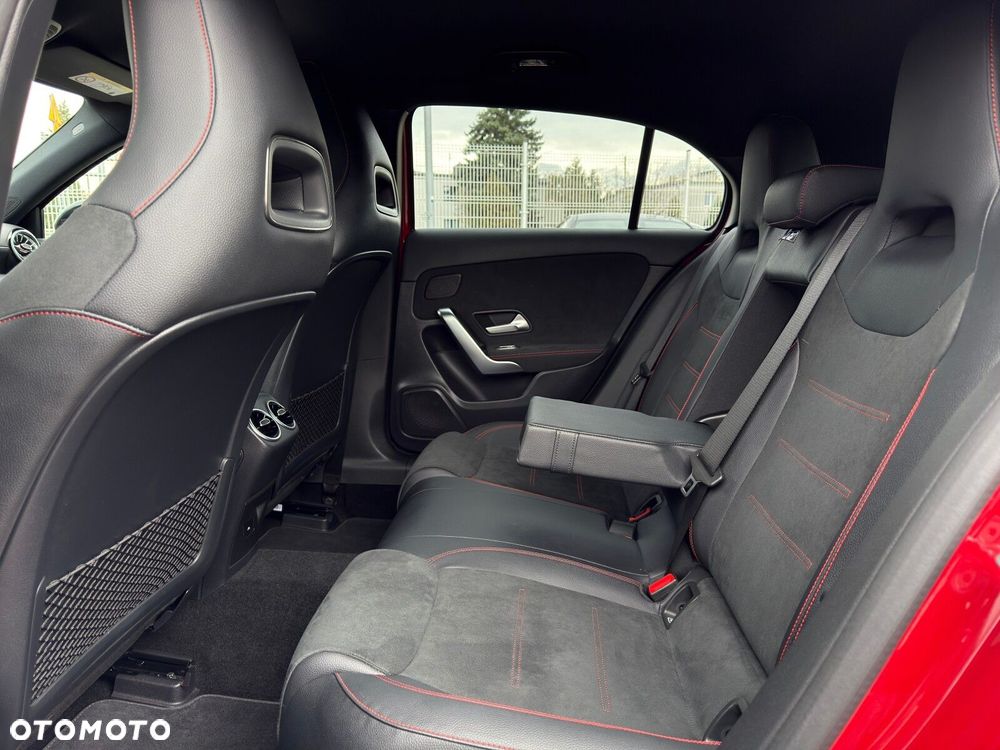 Mercedes-Benz Klasa A 200 AMG Line 7G-DCT - 29