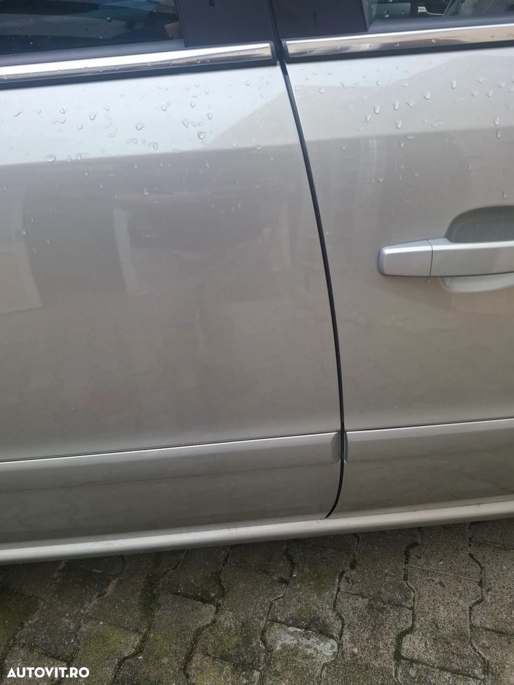 Opel Zafira - 2