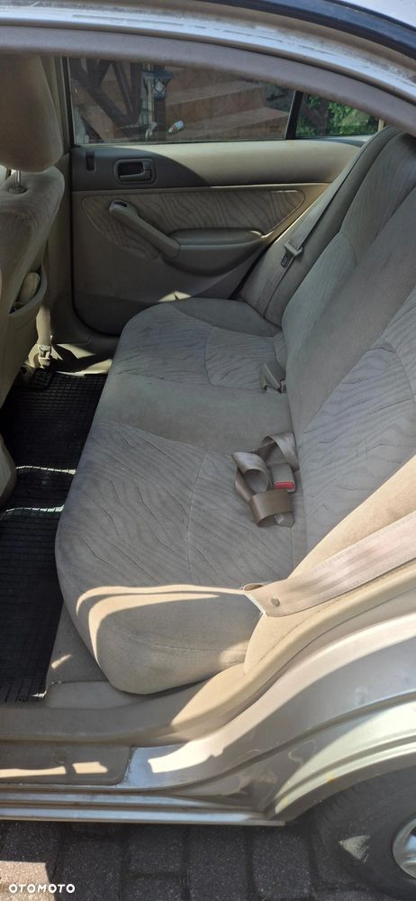 Honda Civic 1.6i ES - 6