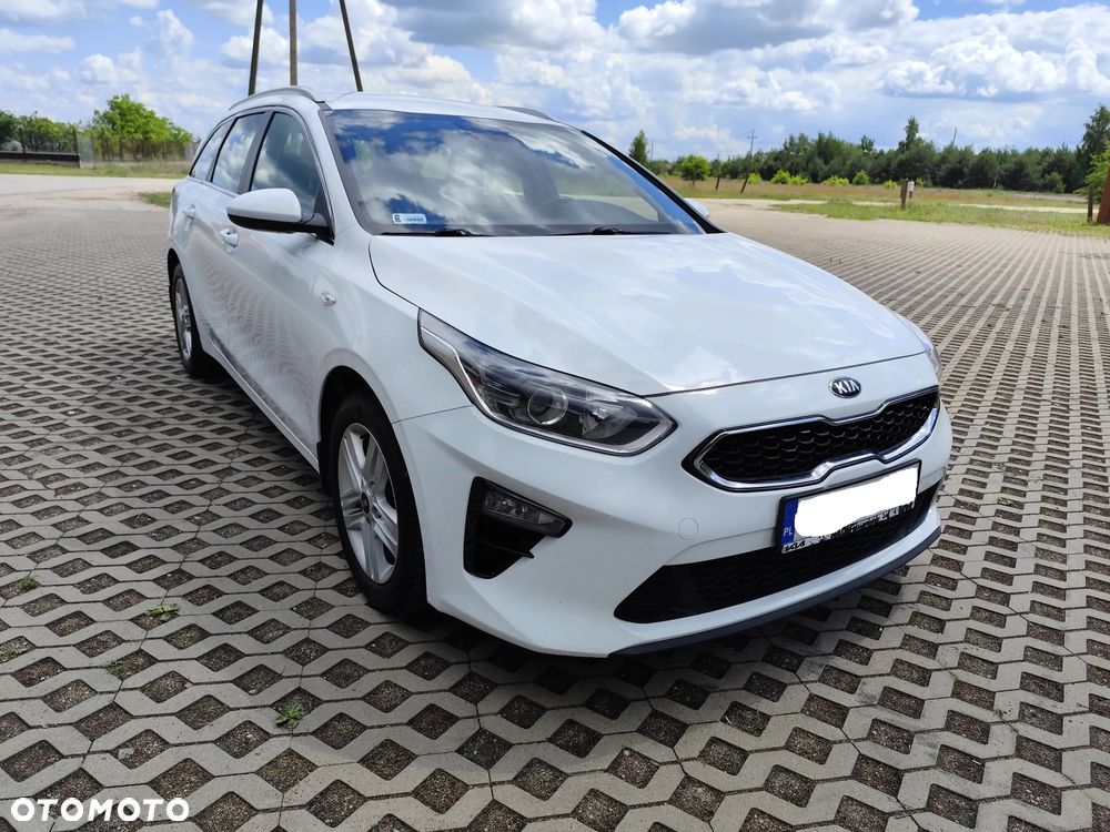 Kia Ceed 1.6 CRDi mHEV L - 11