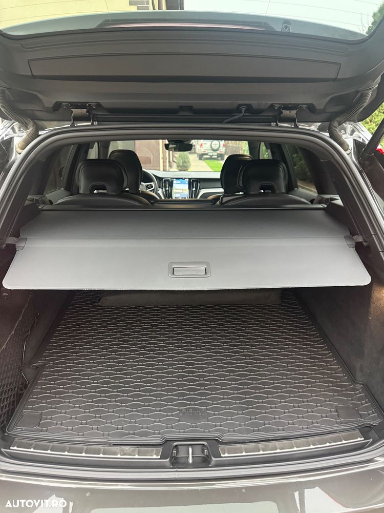 Volvo XC 60 B5 B AWD Geartronic RDesign - 22