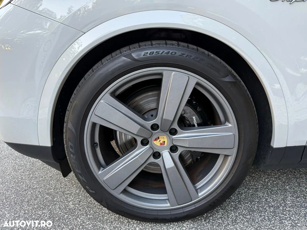 Porsche Cayenne E-Hybrid - 7