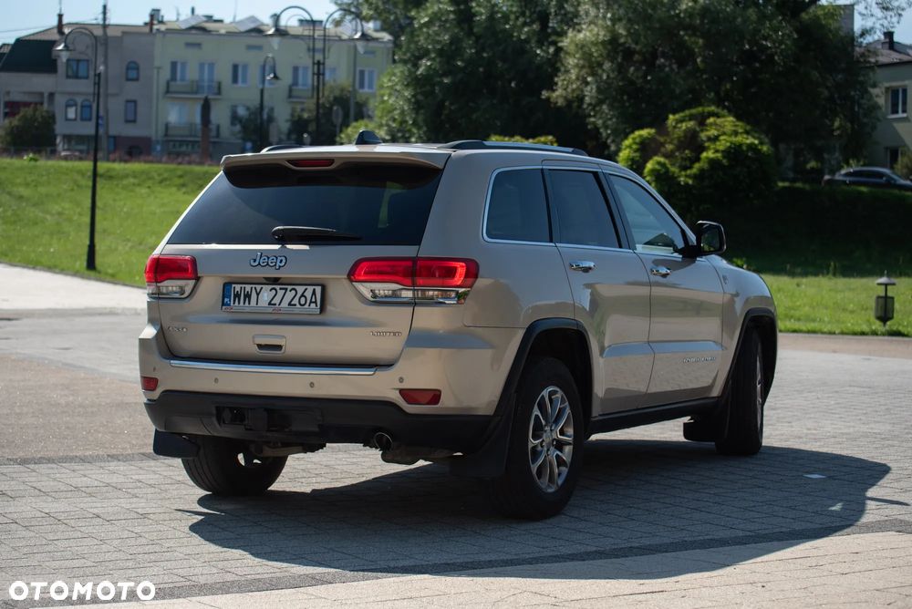 Jeep Grand Cherokee - 4