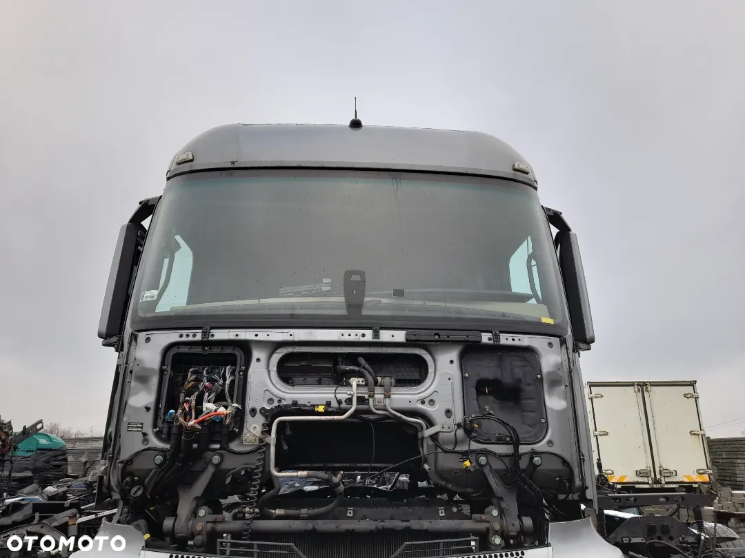 Kabina Mercedes Benz Actros MP4 L StreamSpace 2.3m - 3