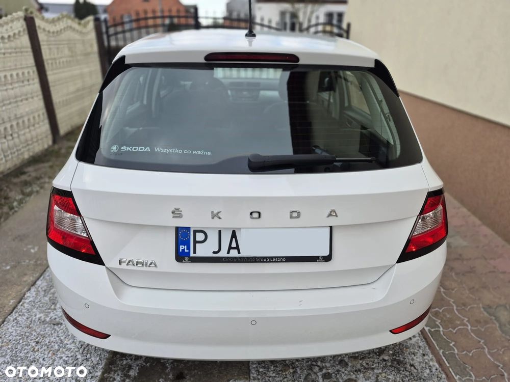 Skoda Fabia 1.0 Ambition - 4