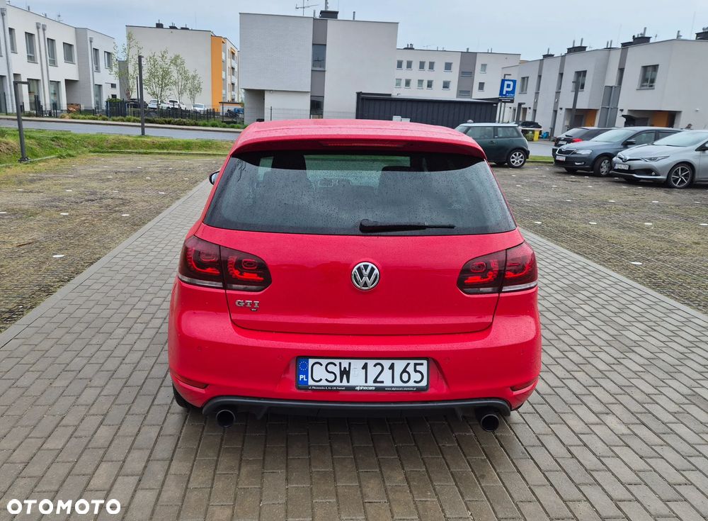 Volkswagen Golf 2.0 GTI - 6