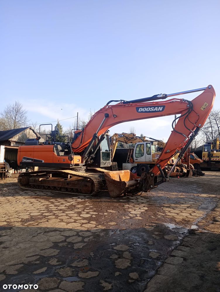 Doosan 255 LC-5 - 5