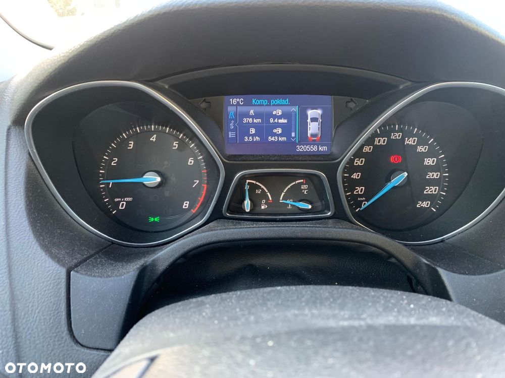 Ford Focus 1.6 EcoBoost Titanium - 11