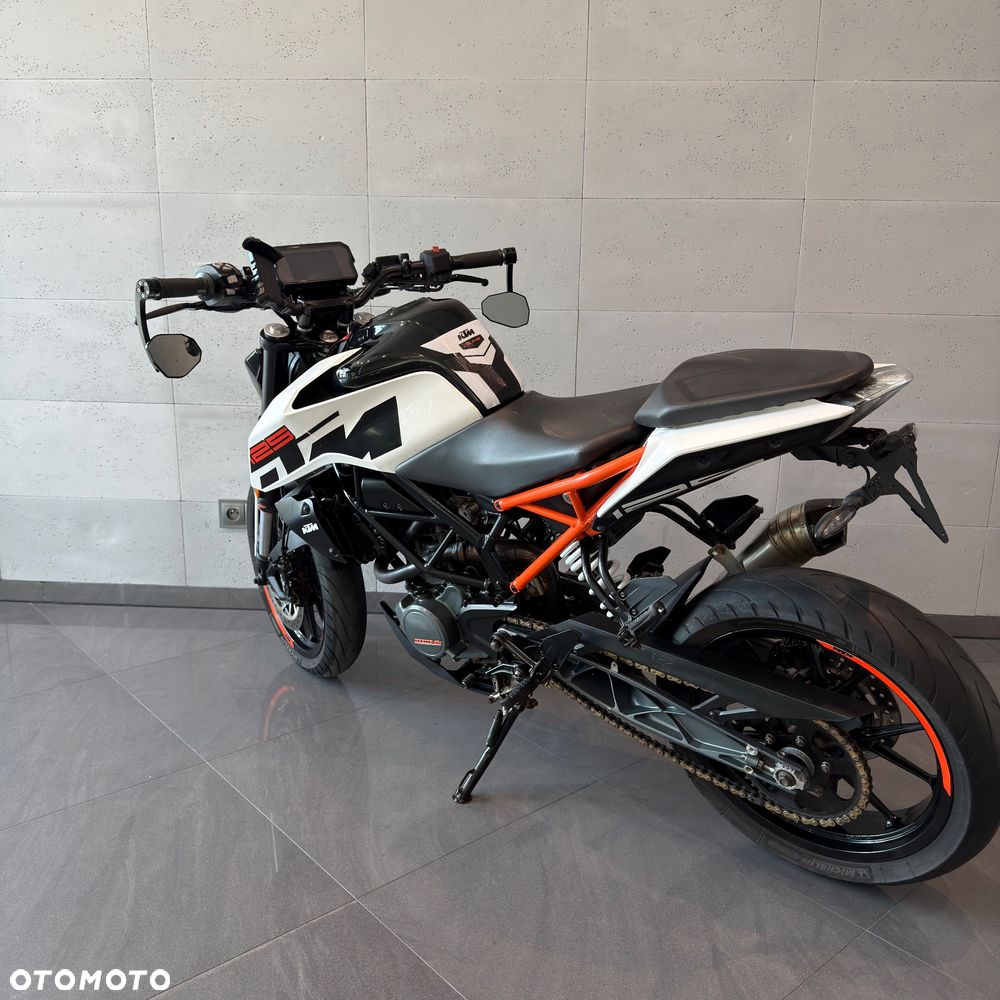 KTM Duke - 10