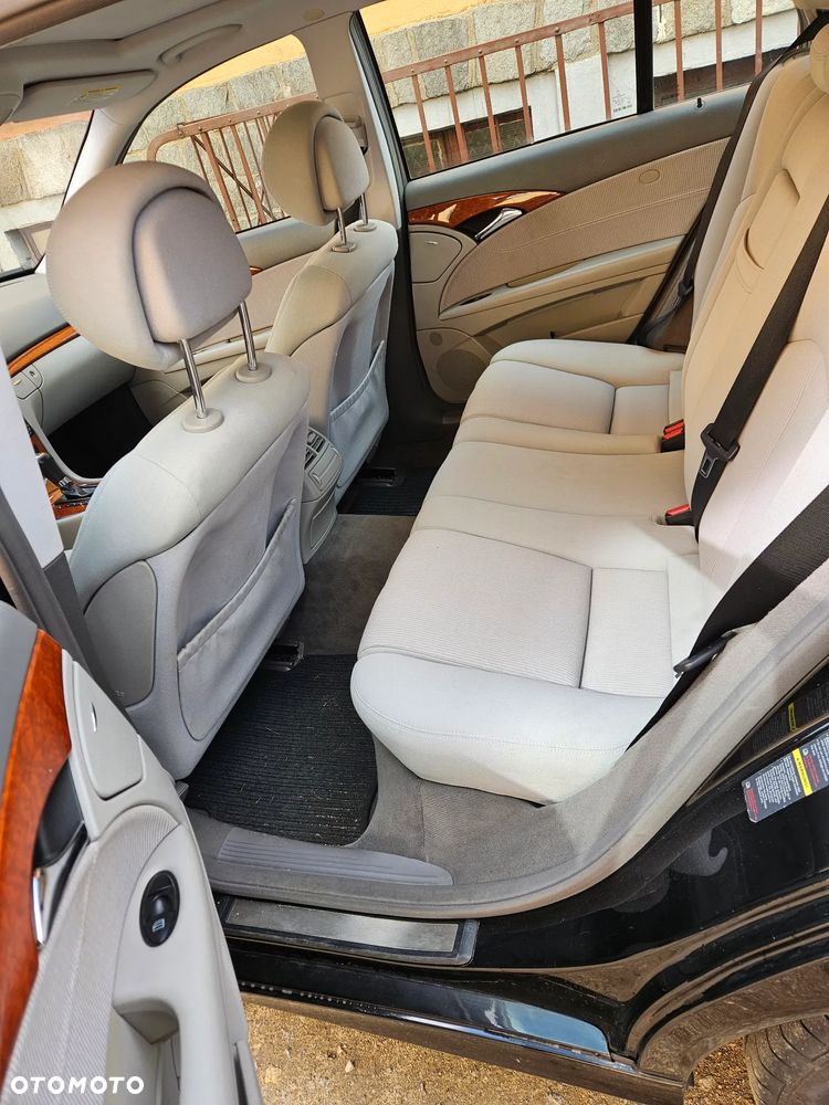 Mercedes-Benz Klasa E 200 Kompressor Automatik Classic - 7