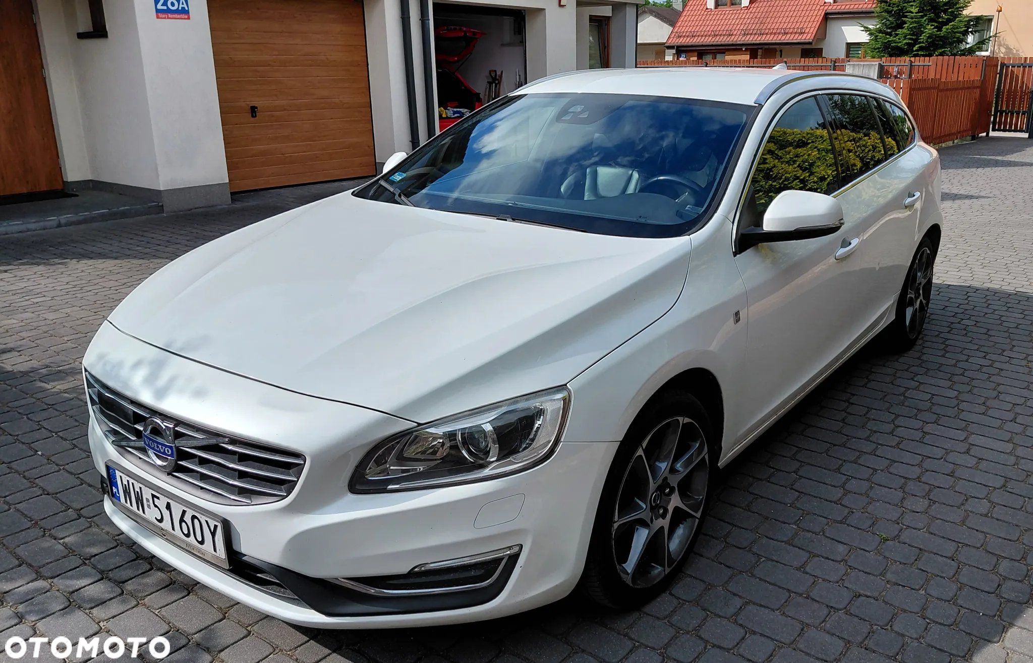 Volvo V60 D4 Drive-E Ocean Race - 3