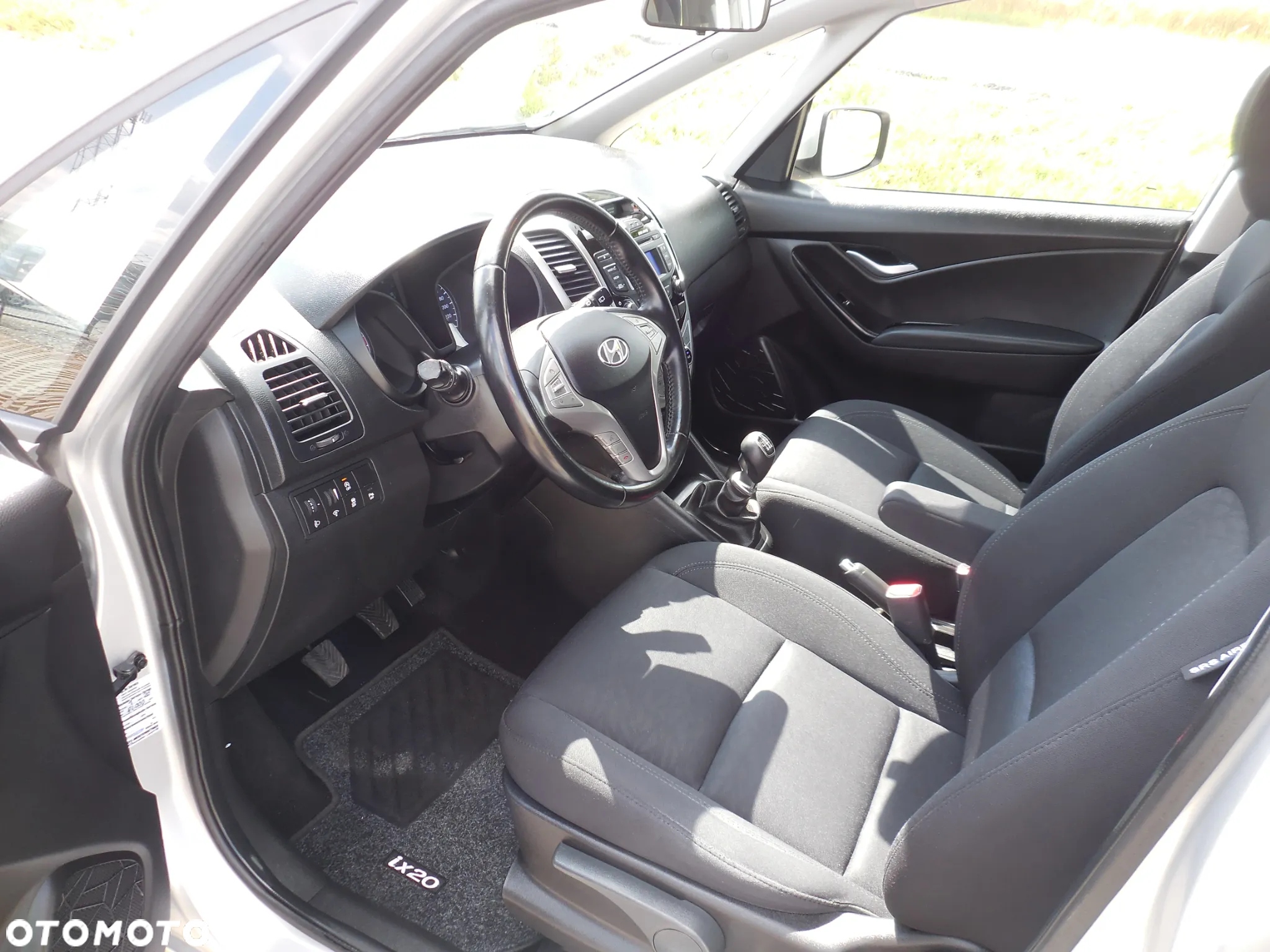 Hyundai ix20 - 17