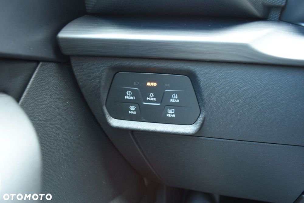 Cupra Leon 2.0 TDI DSG - 25