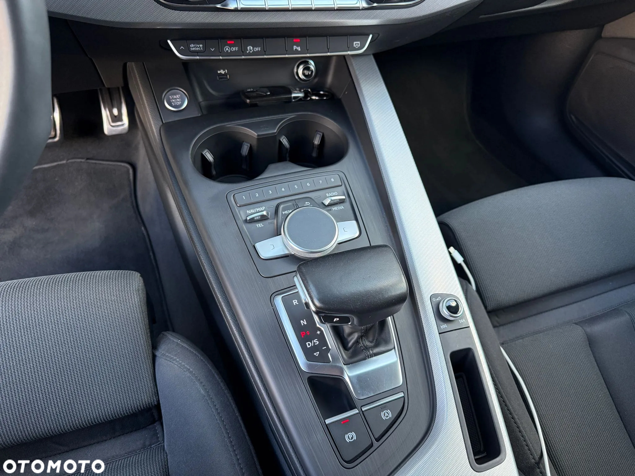 Audi A4 ver-40-tdi-quattro-s-tronic-s-line - 29