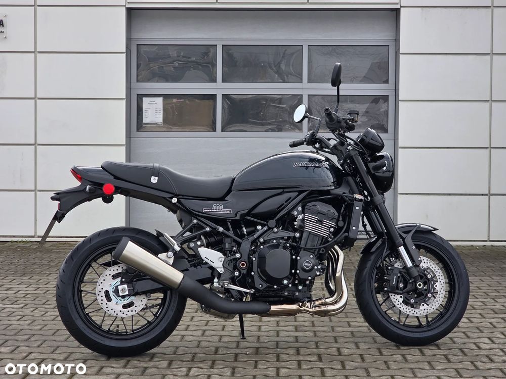 Kawasaki Z 900 RS - 10
