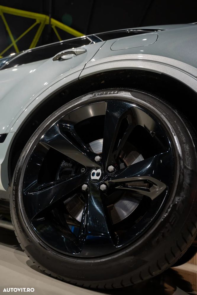 Bentley Bentayga Standard - 5