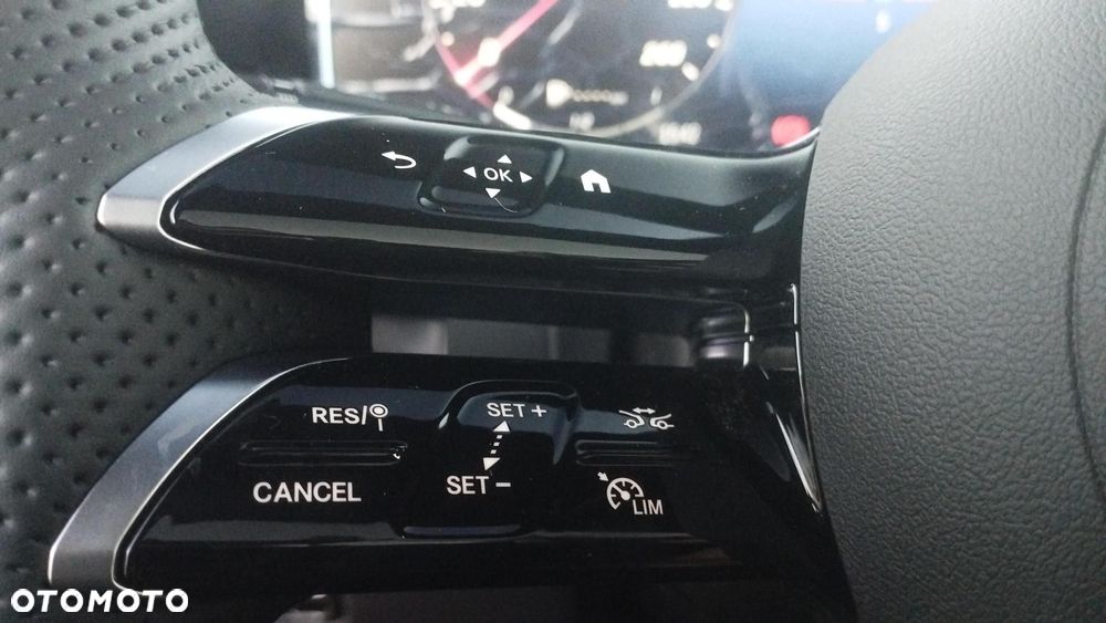 Mercedes-Benz GLC - 16