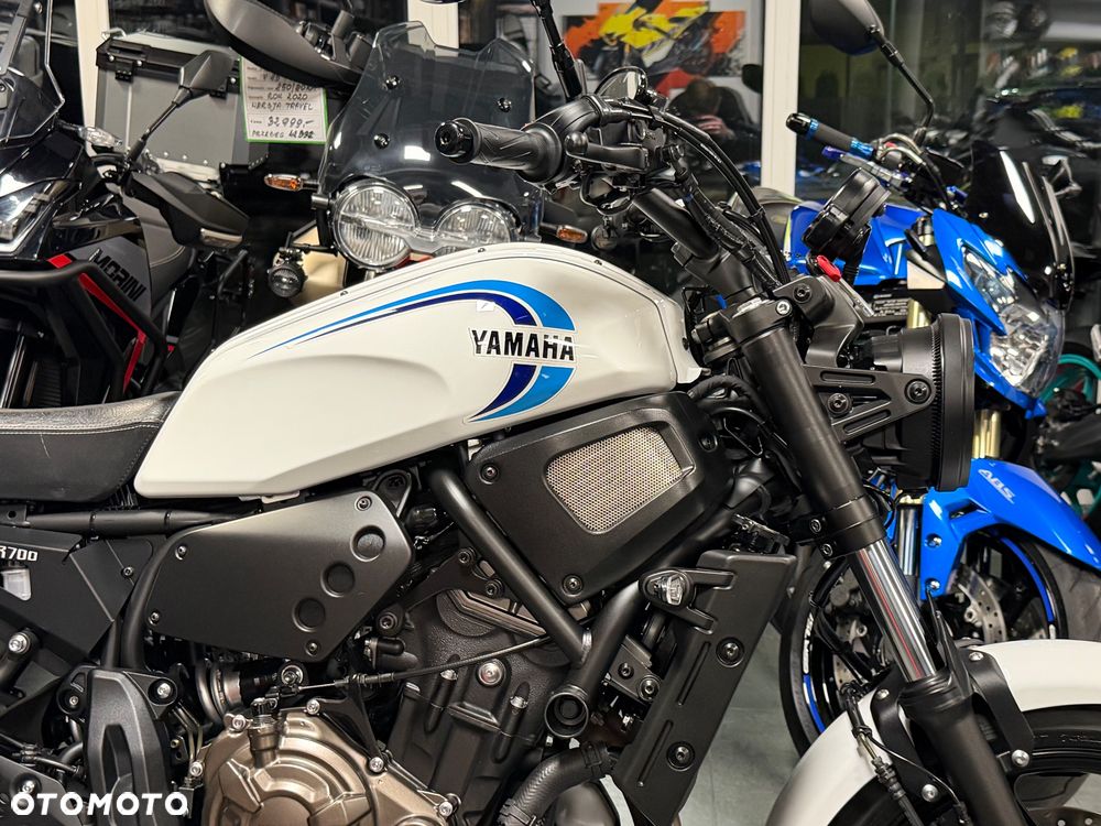 Yamaha XSR - 9