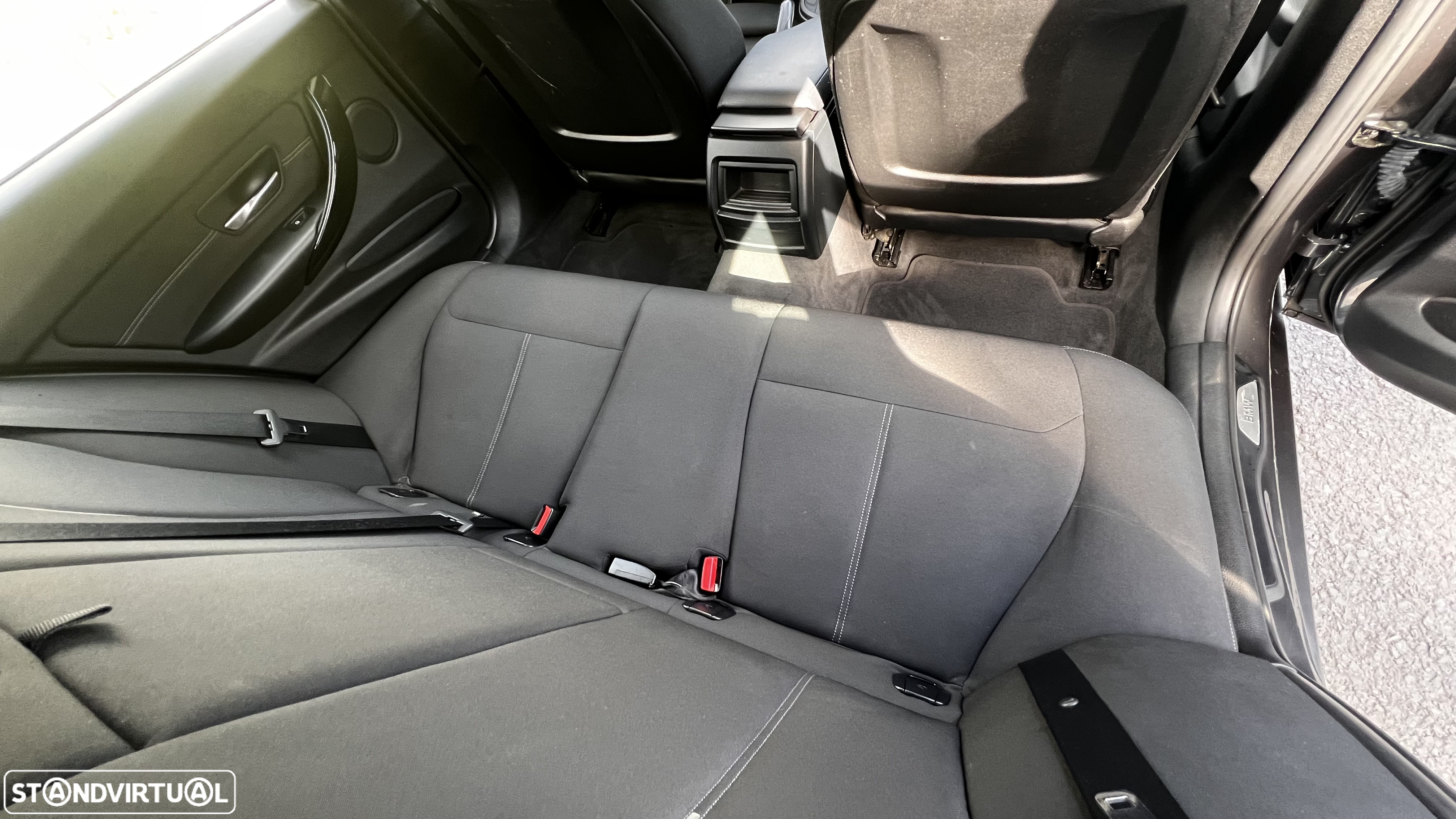 BMW 318 d Touring Auto Line Sport - 59