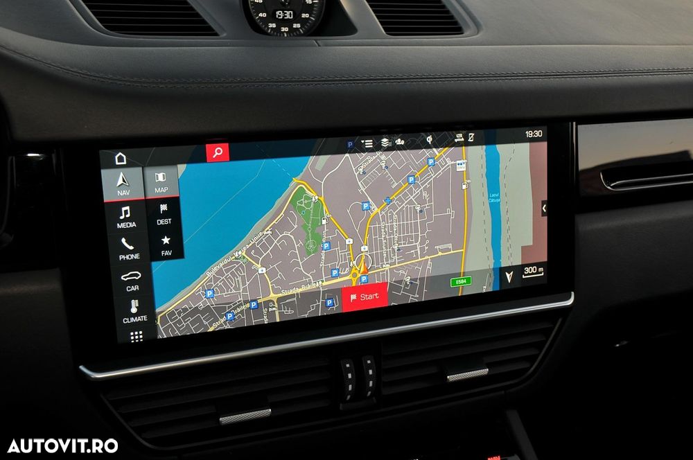 Porsche Cayenne - 14