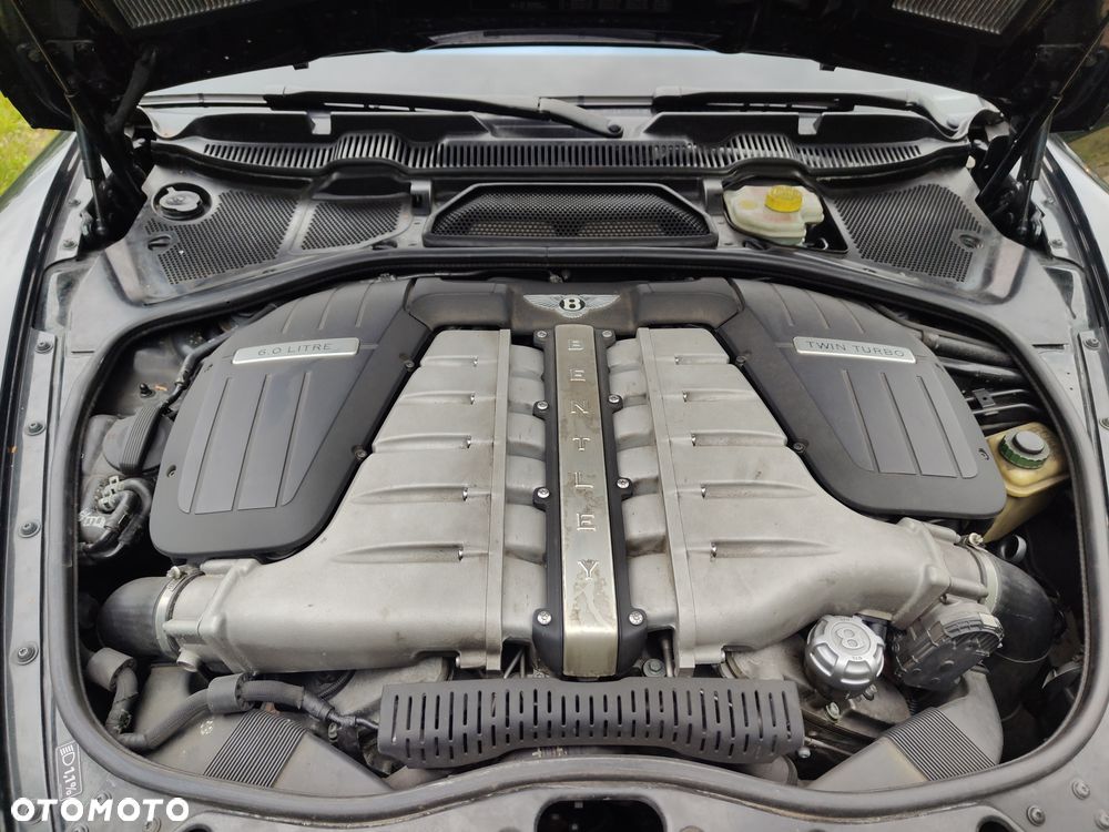 Bentley Continental GT Standard - 10