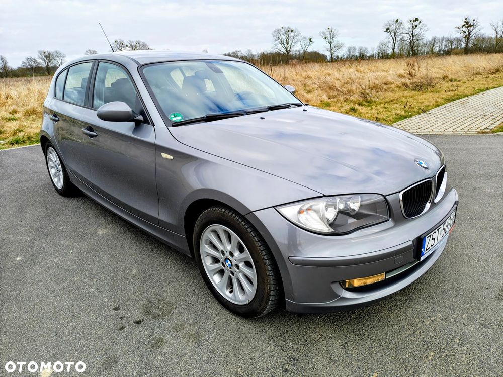 BMW Seria 1 116i - 8
