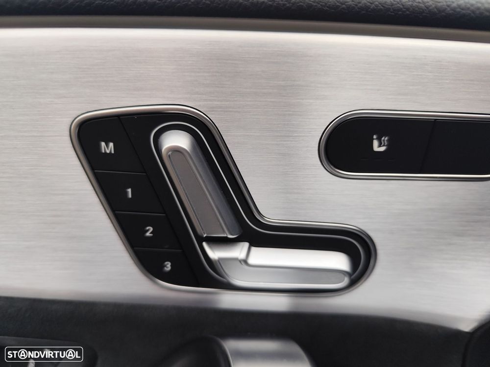 Mercedes-Benz CLA 250 e Shooting Brake AMG Line - 33