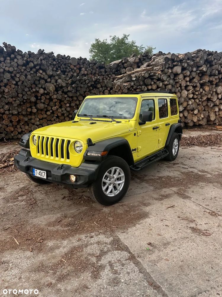 Jeep Wrangler 3.6 Unlim Sahara - 2