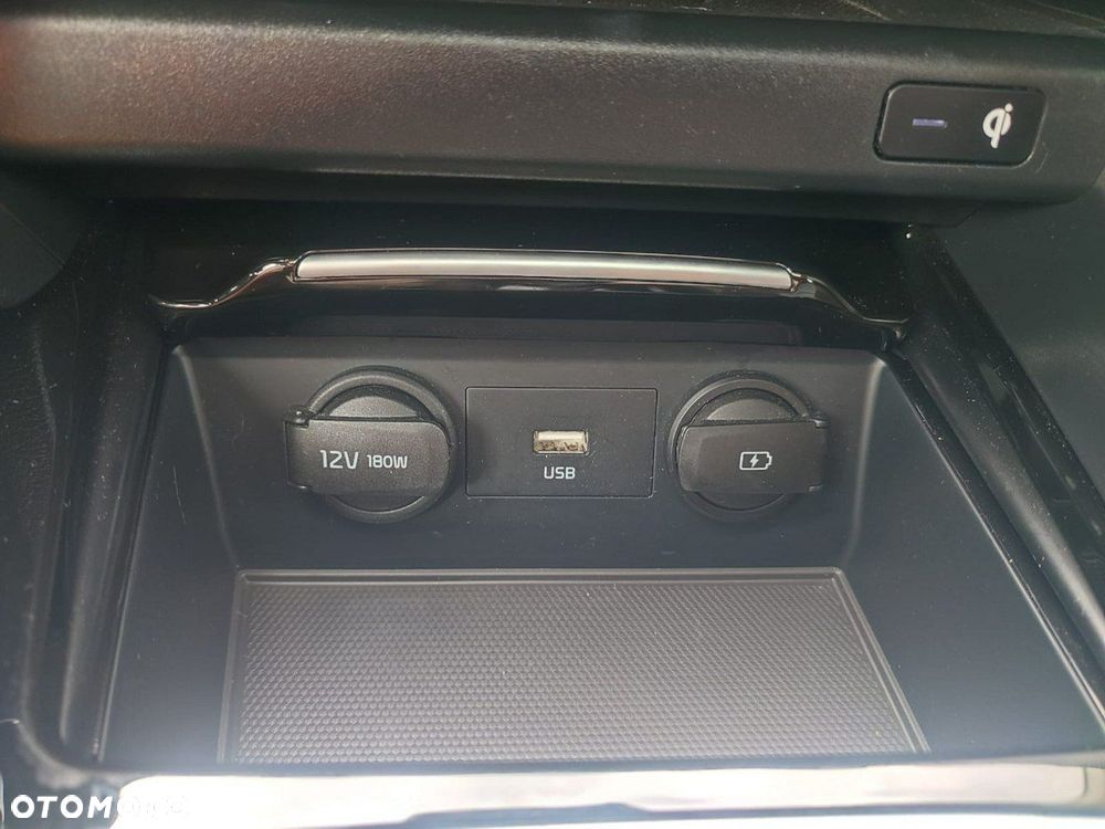 Kia XCeed - 16